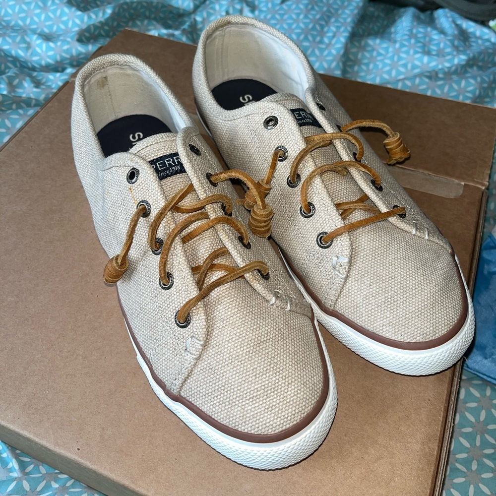 Sperry Nude Sneaker